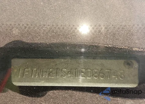 2001 Ford F-250 Lariat/Xl/Xlt из США, поврежденный, VIN 1FTNW21S41ED86748